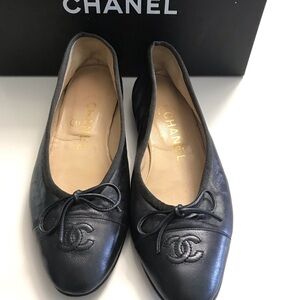 CHANEL Black Leather Loafers with Logo